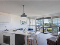 1 Bedroom Superior Mantra Mooloolaba Beach